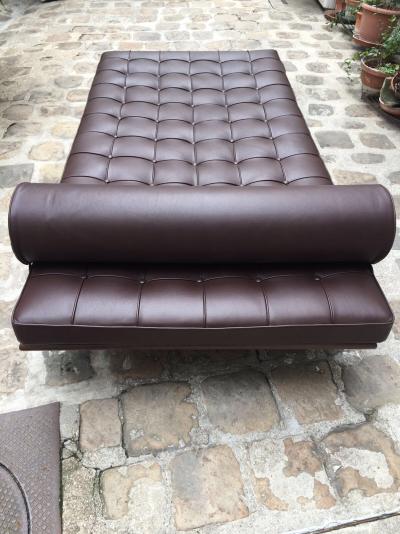 Ludwig Mies van der Rohe - Lounge Chair Daybed Barcelona brown 2