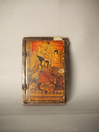 Art Qadjar XIXème siècle. Miroir portatif laqué 2