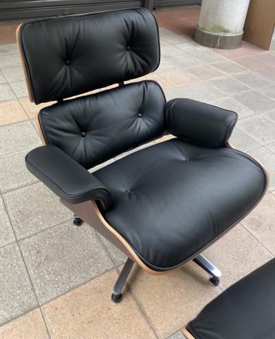 Eames - Lounge Chair et son ottoman