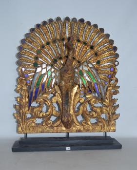 BIRMANIE, XIXe - Paon faisant la roue, Sculpture bois doré à l’or fin 2