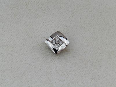 Pendentif OR Blanc18 Carats et Diamants 2