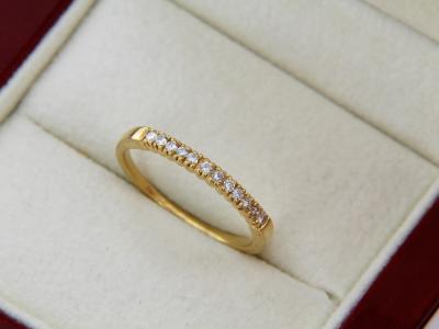 Alliance en or jaune et diamants 0.12 carats 2