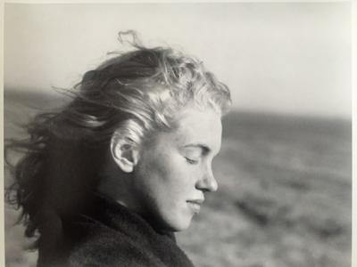 André de Dienes - Marilyn de profil (1946) 2