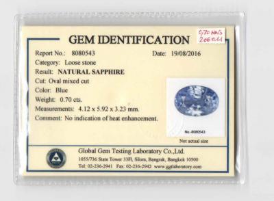 Saphir NON CHAUFFE taille ovale 0.70 ct sous certificat plastique scellé 2