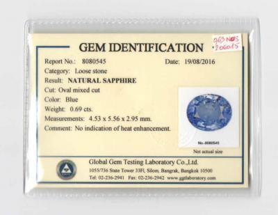 Saphir NON CHAUFFE taille ovale 0.69 ct sous certificat plastique scellé 2