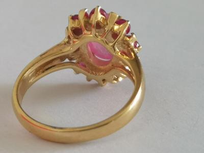 Bague en or Jaune  rubis cabochon de Birmanie et diamants 2