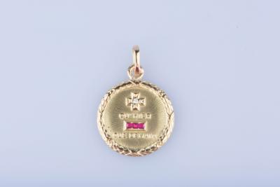 Médaille d’amour AUGIS en or jaune 18 ct 1 diamant 0,01 ct 2 rubis 0,02 ct au total 2