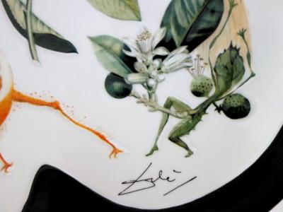 Salvador DALI  - Pamplemousse érotique - Plat en Porcelaine signé 2