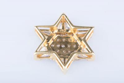 Pendentif étoile de David en or jaune 18 ct orné de diamants 2