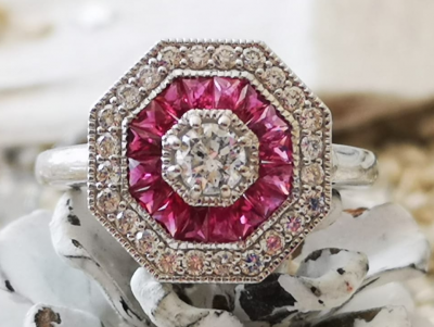 Bague en or 18 carats style art deco rubis et diamants 2