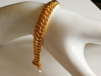 Bracelet en or jaune 18 carats (750/1000)  maille américaine 2