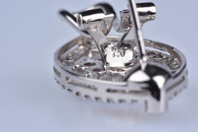 Boucles d’oreilles or blanc 750/1000) Diamants amethystes 2