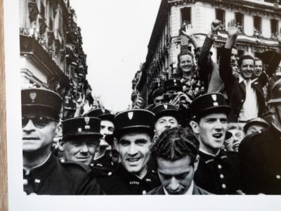 Robert Capa - Liberation of Paris, estampe 2