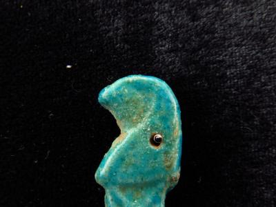 Amulette en faïence d'Egypte ancienne d'un fils d'Horus Qebehsenuef 2
