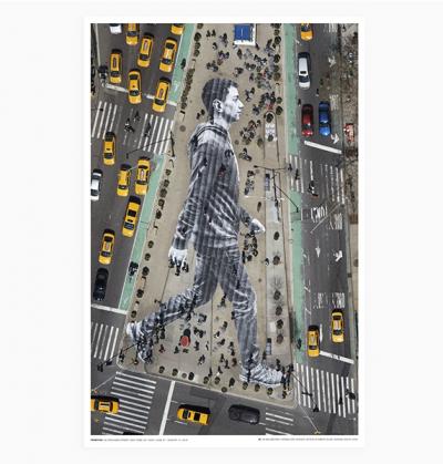 JR - AFFICHE D’EXPOSITION, MIGRANTS, WALKING NEW YORK CITY 2