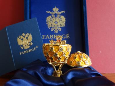 Fabergé, Oeuf Imperial au carrosse du couronnement - Fabergé - Certificat d’authenticité, numéroté, plaqué or 24 k 2